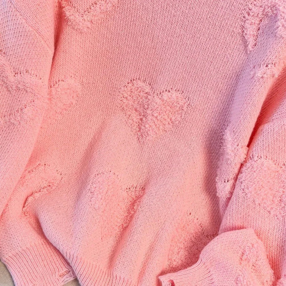 Pink Casual Women's Plus Size Solid Heart Pattern Knitted Sweater - Picture 4 of 8